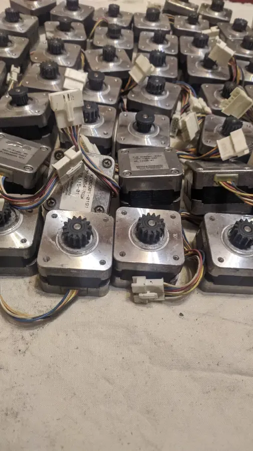 Двигатель шаговый STEP SYN 6