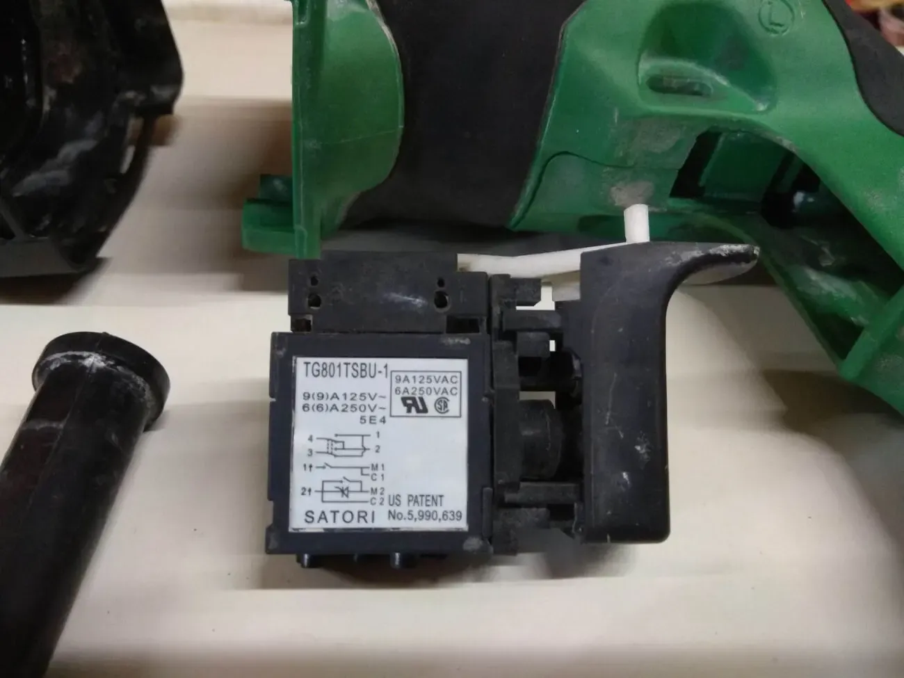 Запчасти на перфоратор Hitachi DH 26PC 8