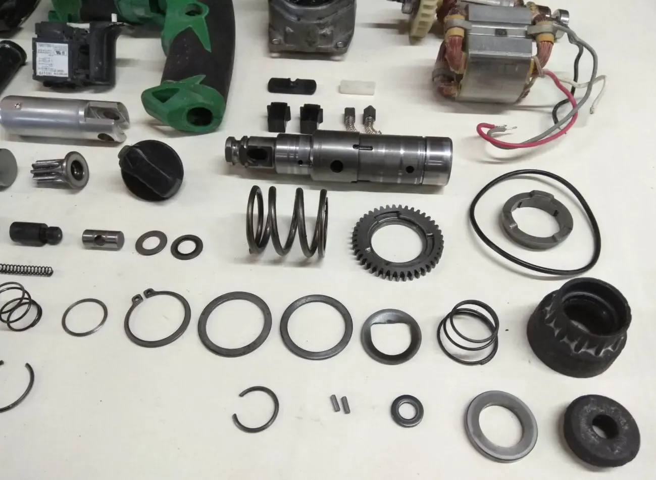 Запчасти на перфоратор Hitachi DH 26PC 7