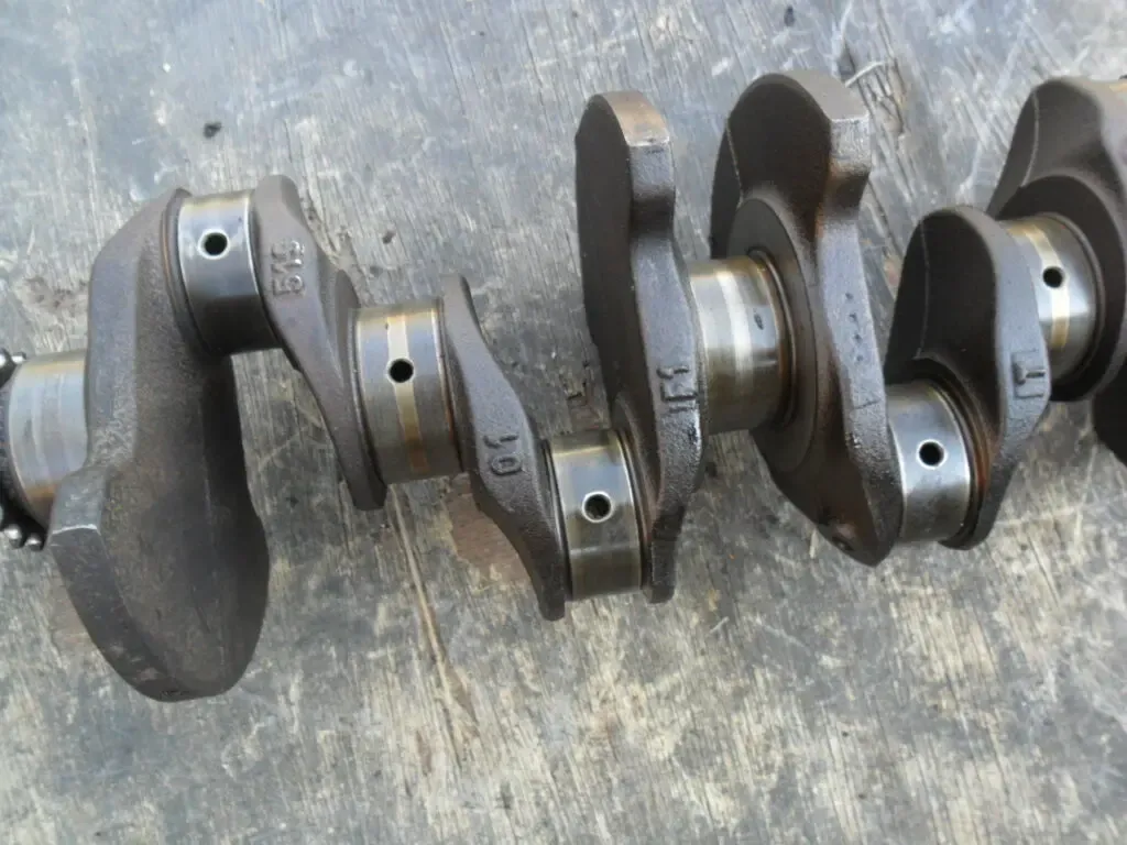 Коленвал Рено Меган 1.6, 8V, двигатель K7M, оригинал, Renault Megane 3