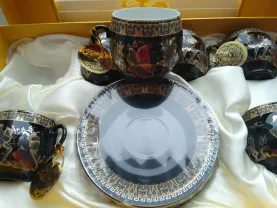 Продам красивый кофейный сервиз в упаковке