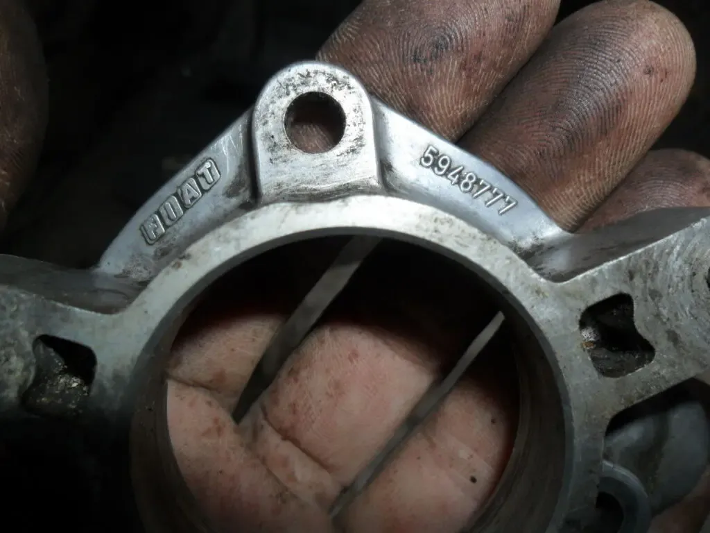 FIAT 5948777, Опора крепления распределителя Фиат Крома 2.0, оригинал 2