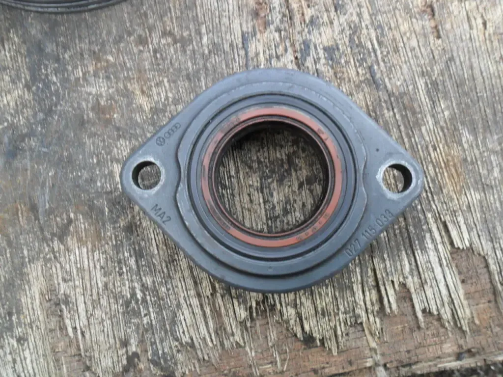 VAG 027115033, крышка промежуточного вала VW, Audi, Seat, оригинал 5