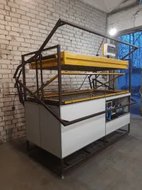 Вакуумформовочний станок