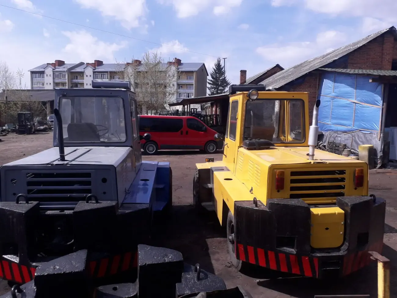 львовский погрузчик(львівський автонавантажувач,погрузчик)дизельний 5т 9