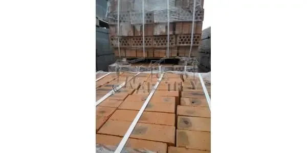 Кирпич красный М-125 пустотелый Киев 2