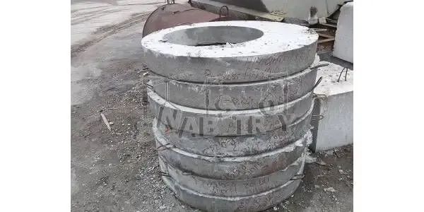 Крышка колодезная с отверстием цена 2