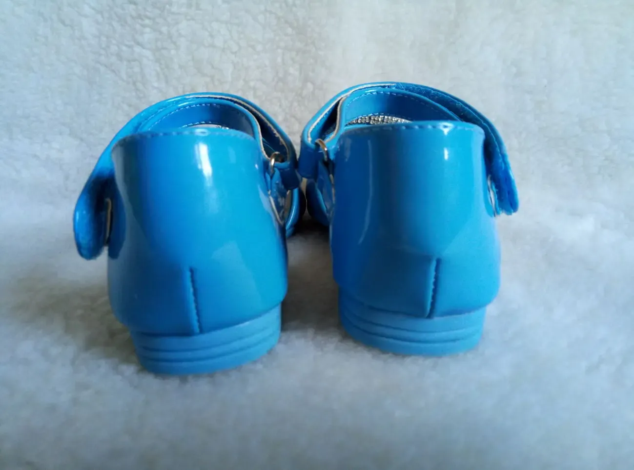 Босоножки Apawwa р.28, стелька 17,7 см 10