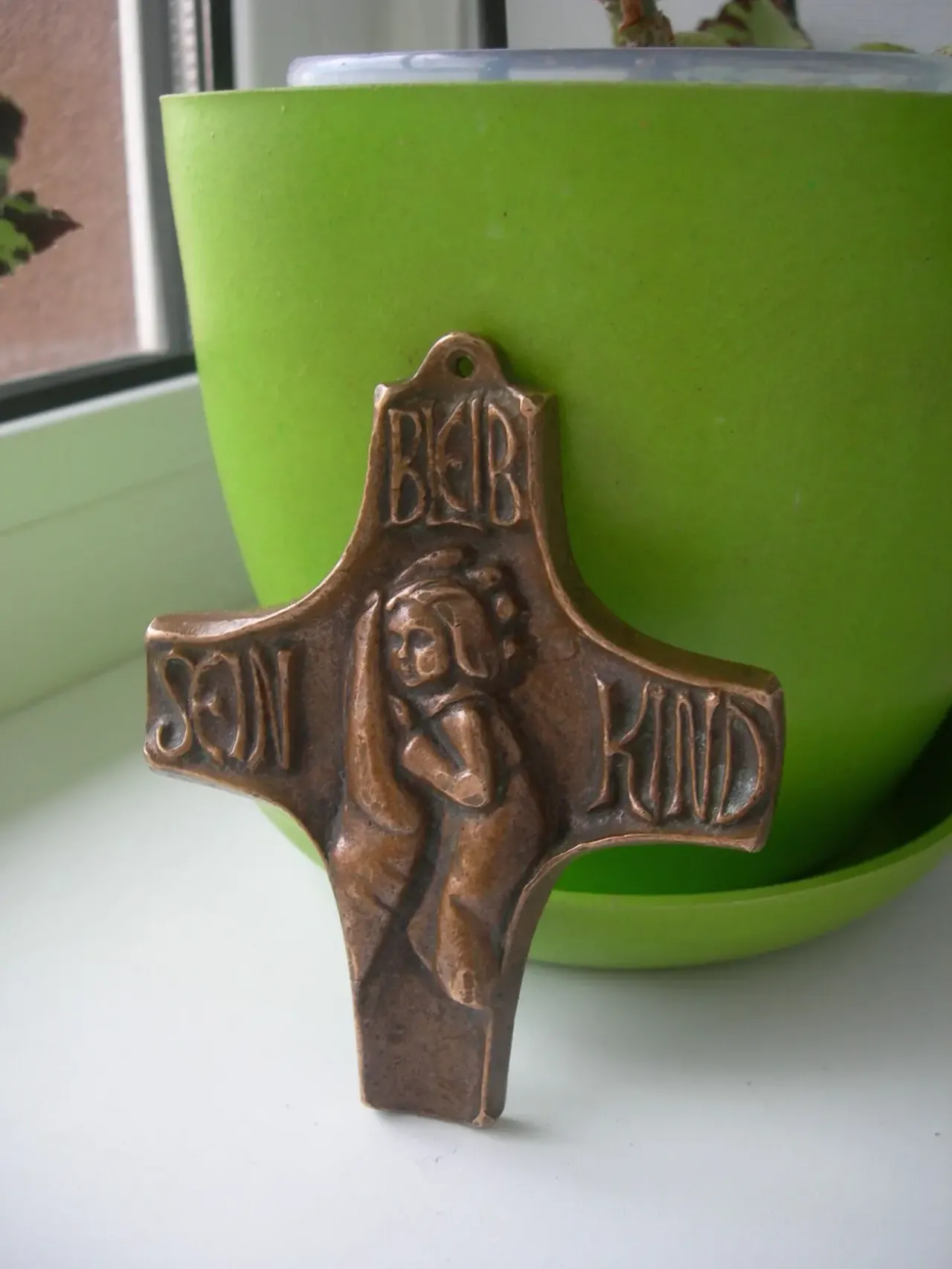 Крест, оберег, бронза, рельеф, Egino Weinert 5