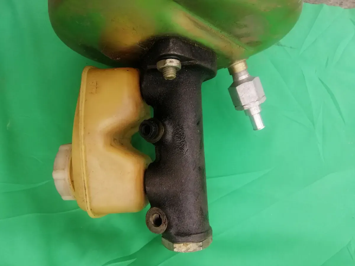 Вакуумный усилитель тормозов ГАЗ 2410 3110 5