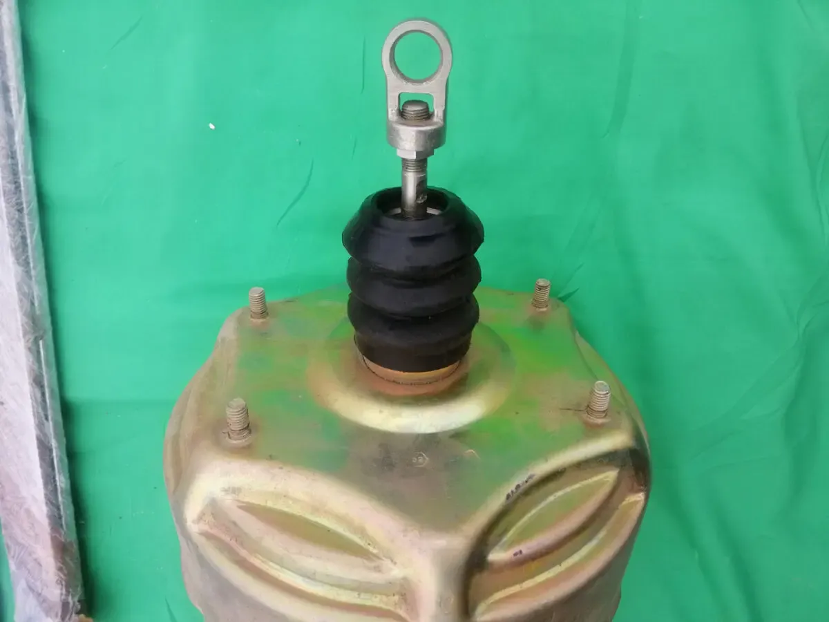 Вакуумный усилитель тормозов ГАЗ 2410 3110 4