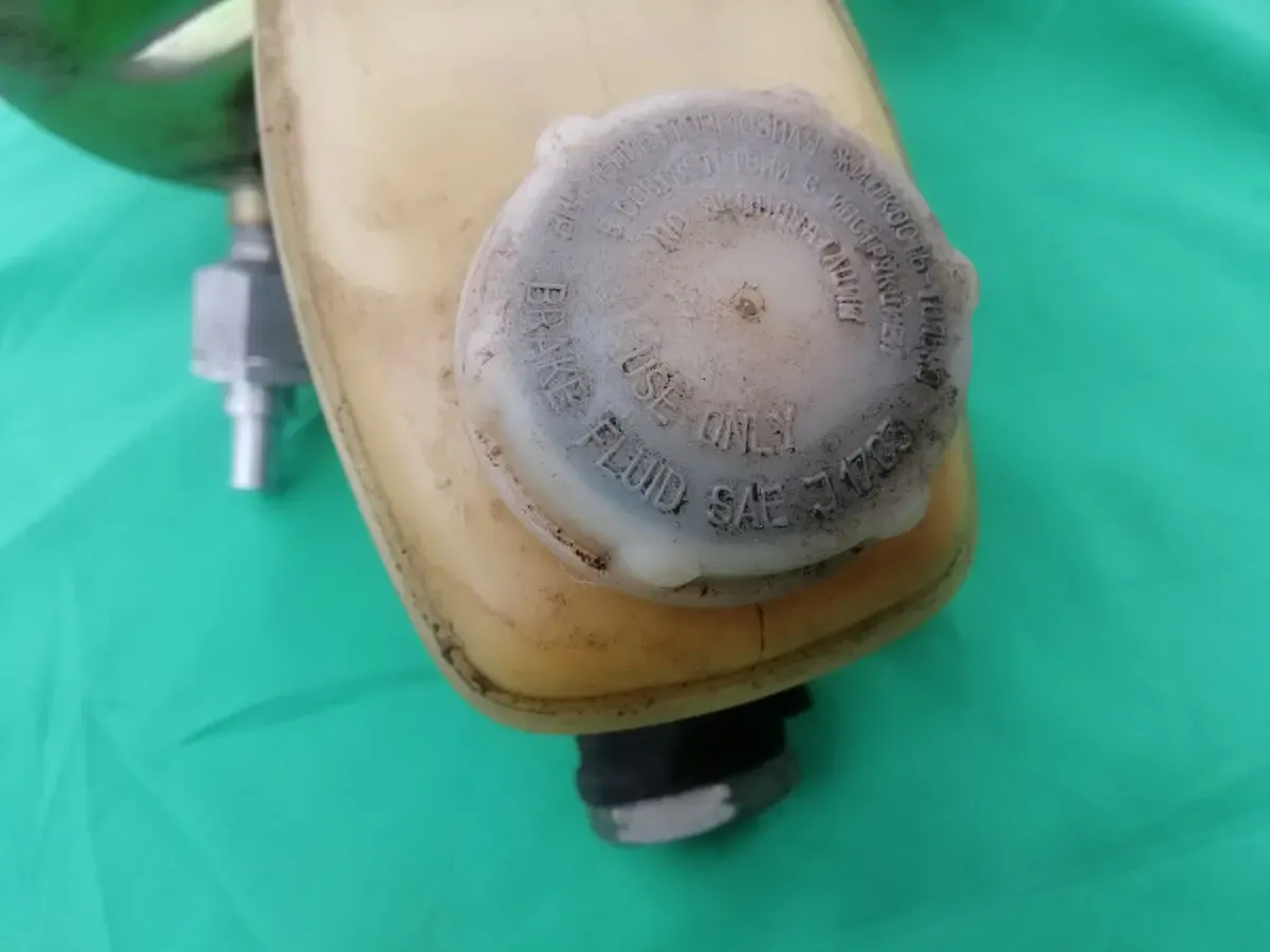 Вакуумный усилитель тормозов ГАЗ 2410 3110 2