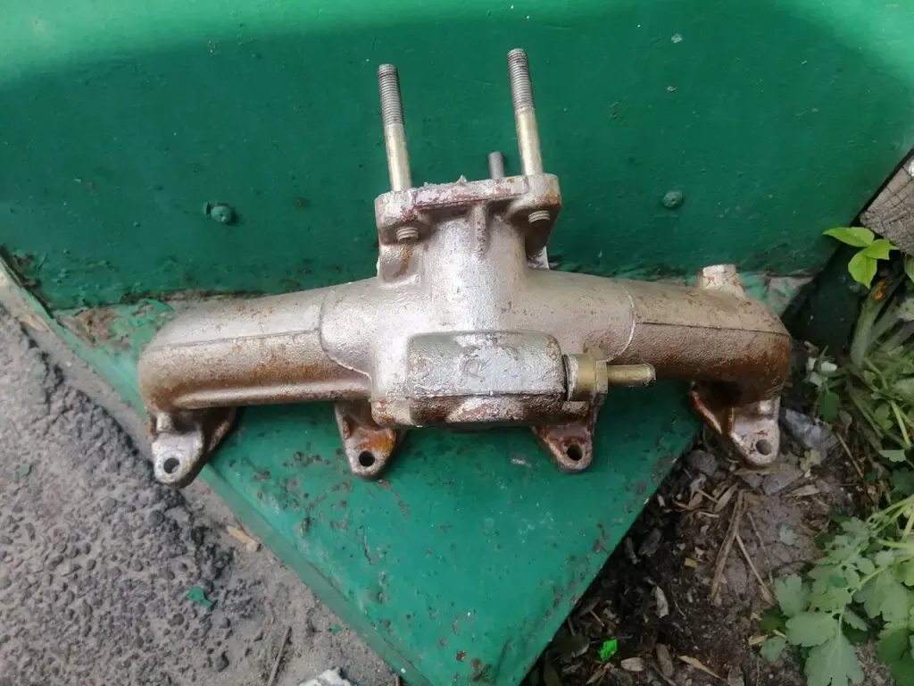 Коллектор впускной Москвич ИЖ 408 412 426 2140 4