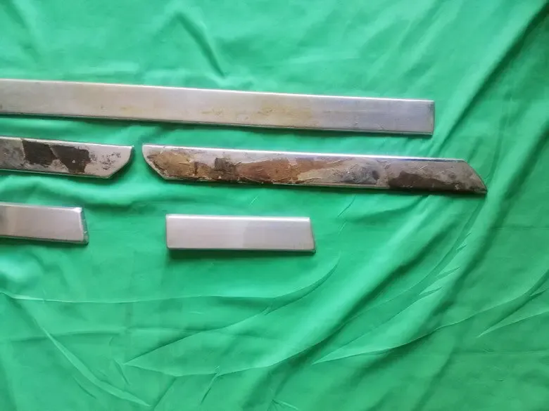 Молдинг дверей и крыльев Волга Газ 21 22 23 (3 серия) 4