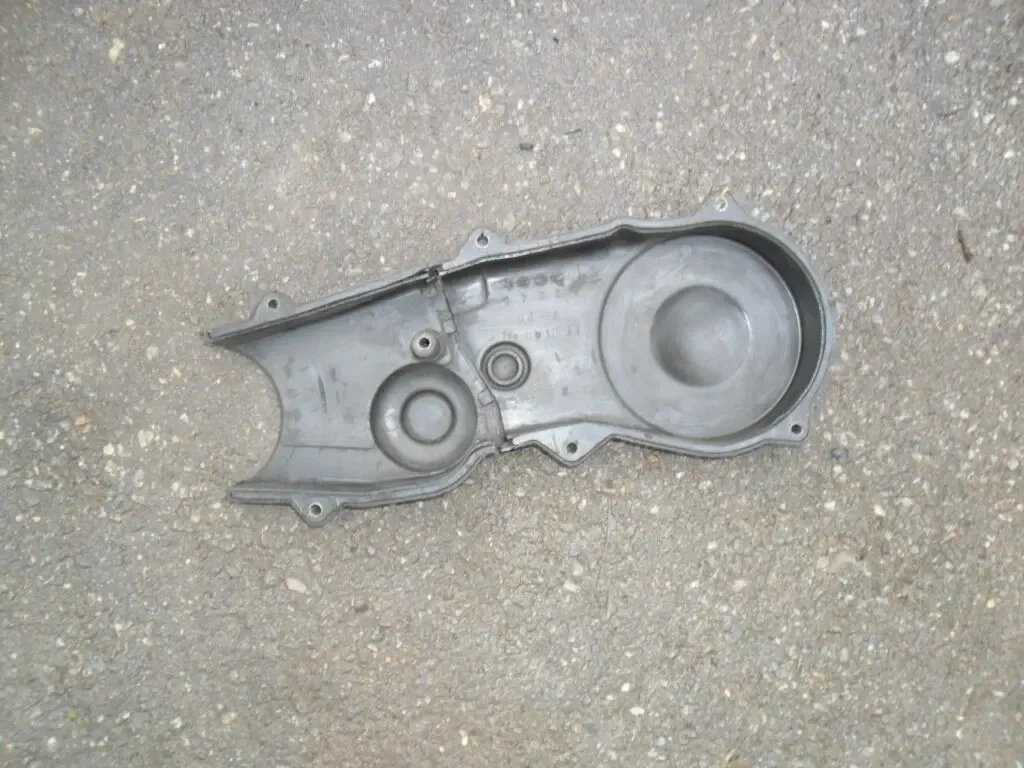 Кожух ремня ГРМ Мазда 626, 86 год, двигатель FE, 2.0, 8v, Оригинал 7