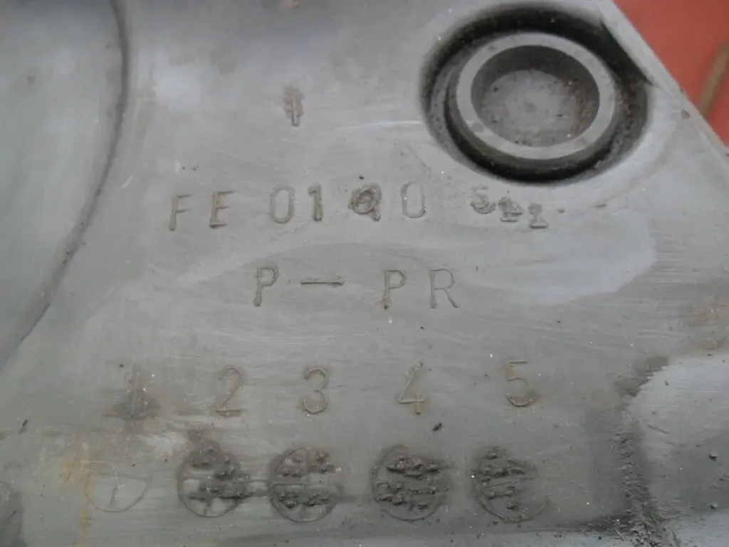 Кожух ремня ГРМ Мазда 626, 86 год, двигатель FE, 2.0, 8v, Оригинал 9