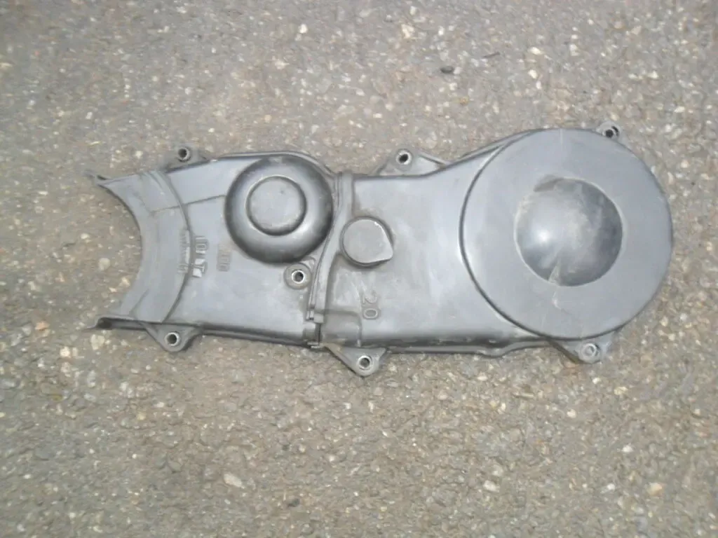 Кожух ремня ГРМ Мазда 626, 86 год, двигатель FE, 2.0, 8v, Оригинал 6