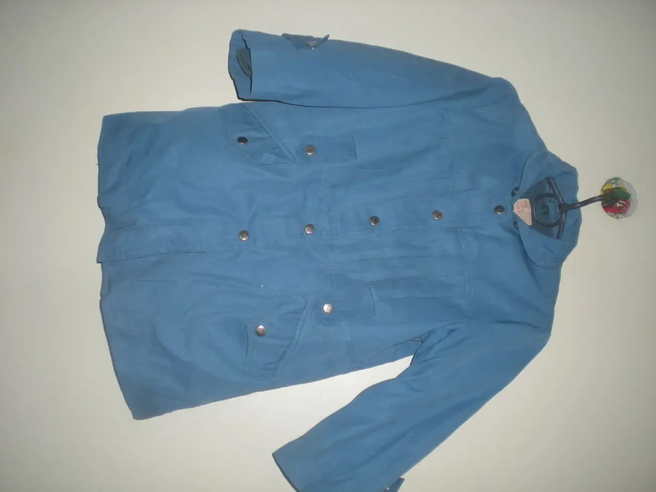 Куртка детская зимняя в хорошем состоянии с подкладкай отстёгивающейся 2