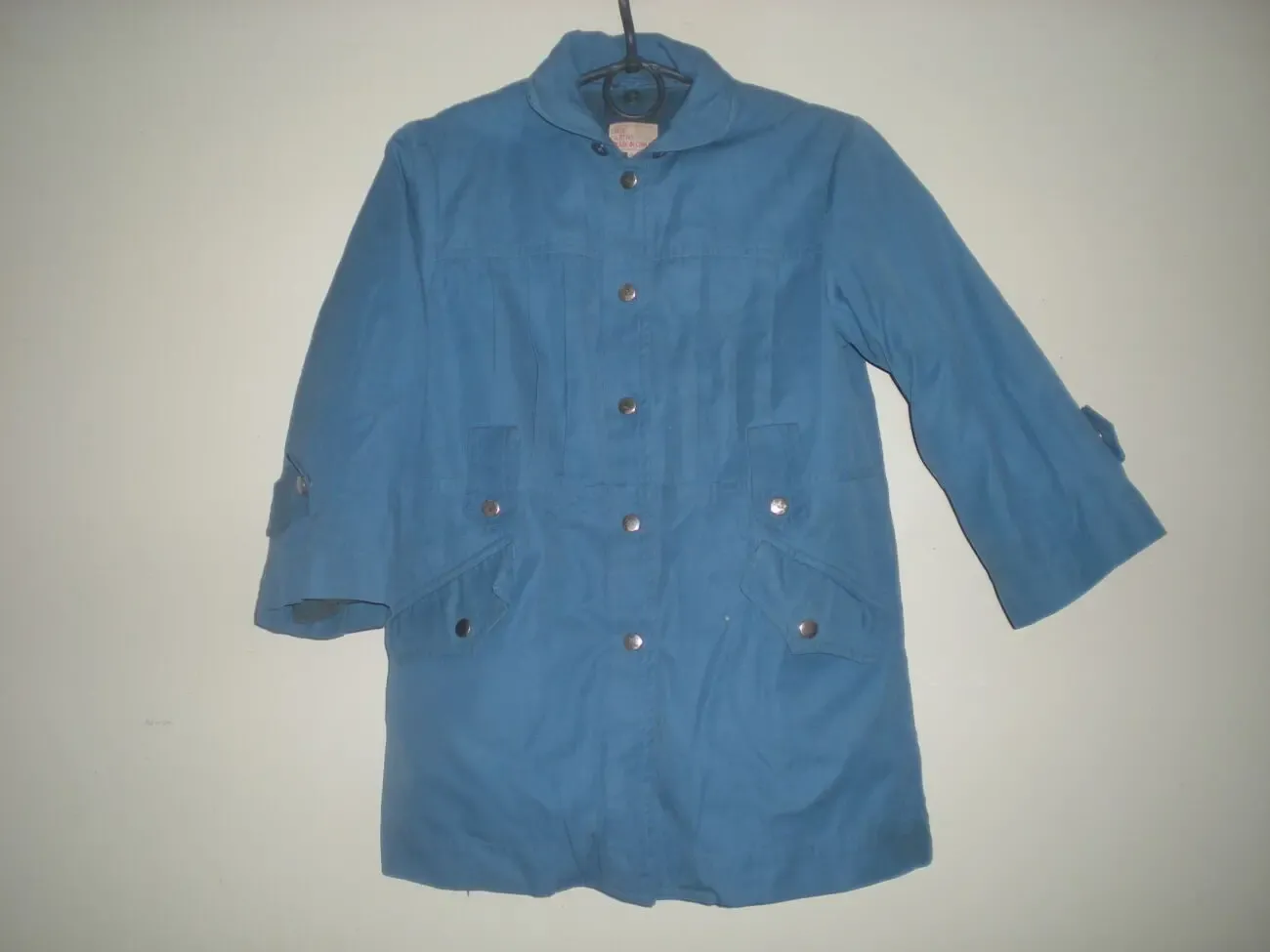 Куртка детская зимняя в хорошем состоянии с подкладкай отстёгивающейся