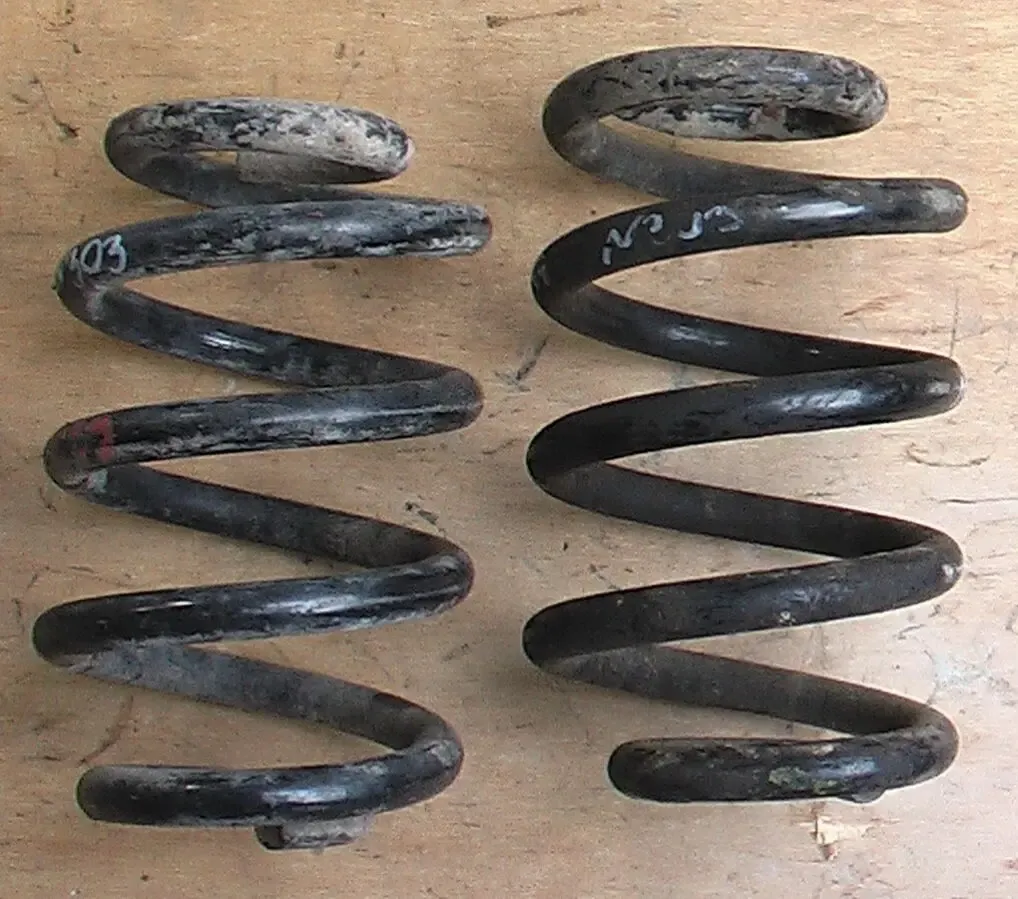 Пружина передняя Renault Master