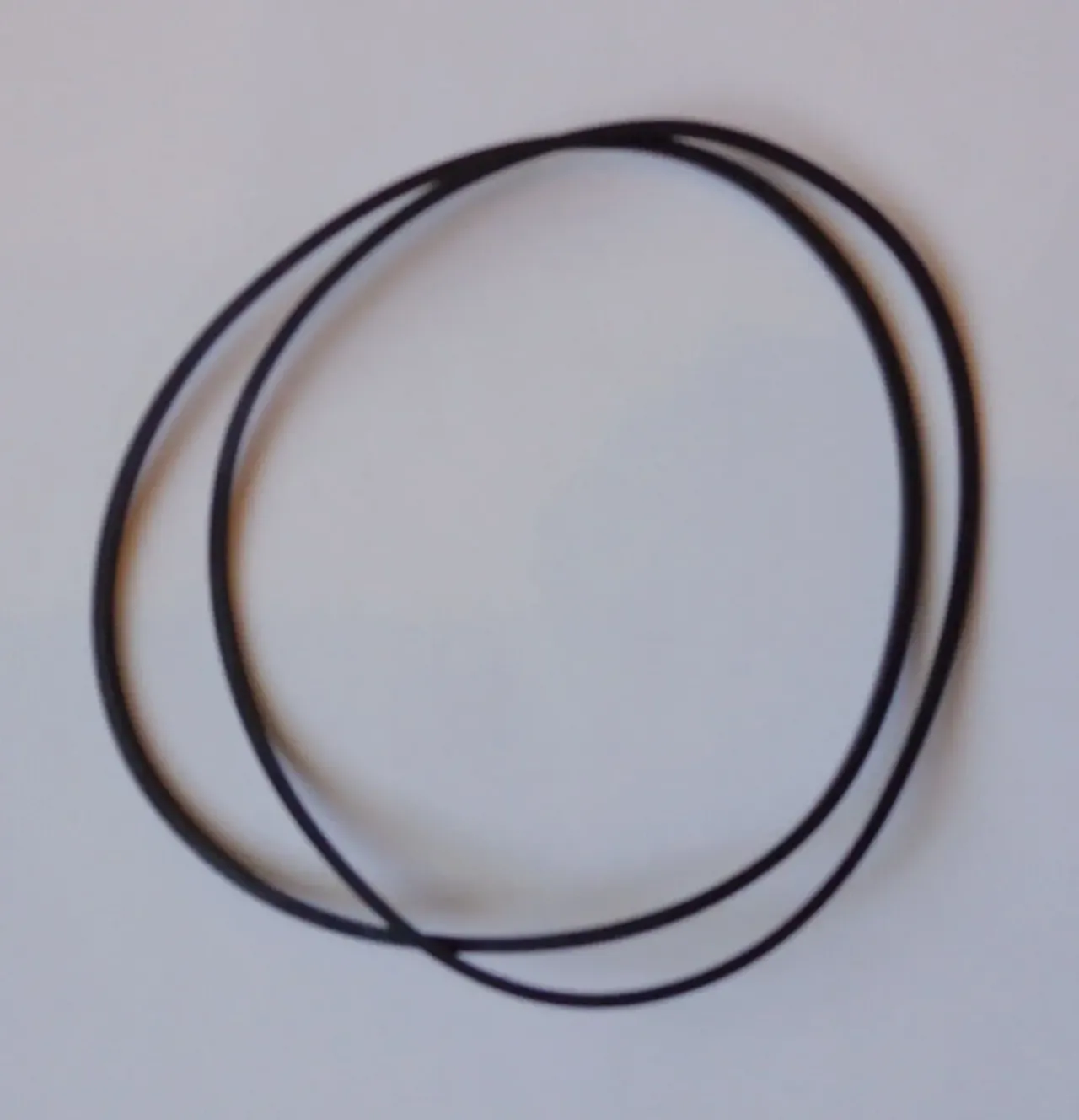 Пасики квадратные для магнитофонов и приводов пассик /  пасік / пасок 2