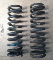 Пружина задняя  Mercedes 201 190