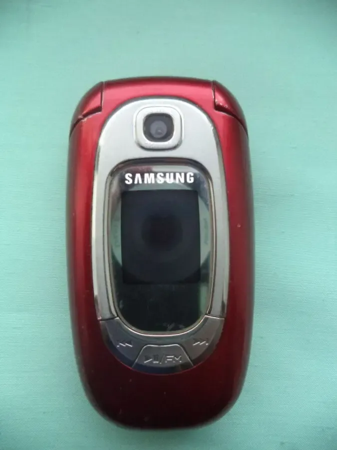 Мобильные телефоны SAMSUNG - 2 шт 5