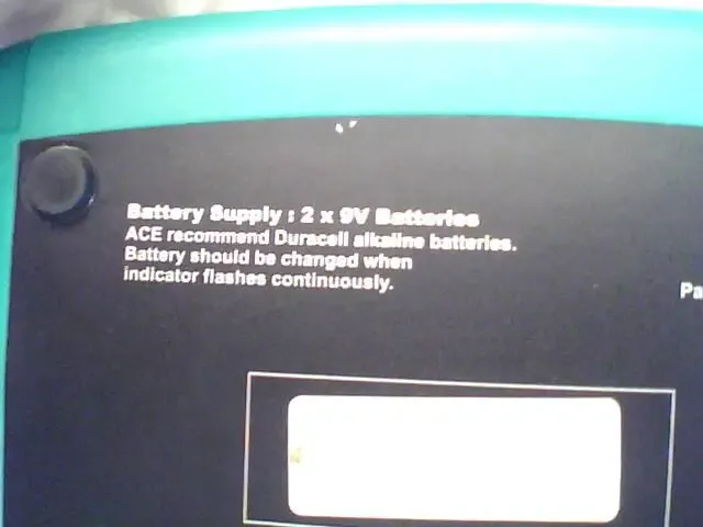 Тестер батареек Duracell и иных на работоспособность 2