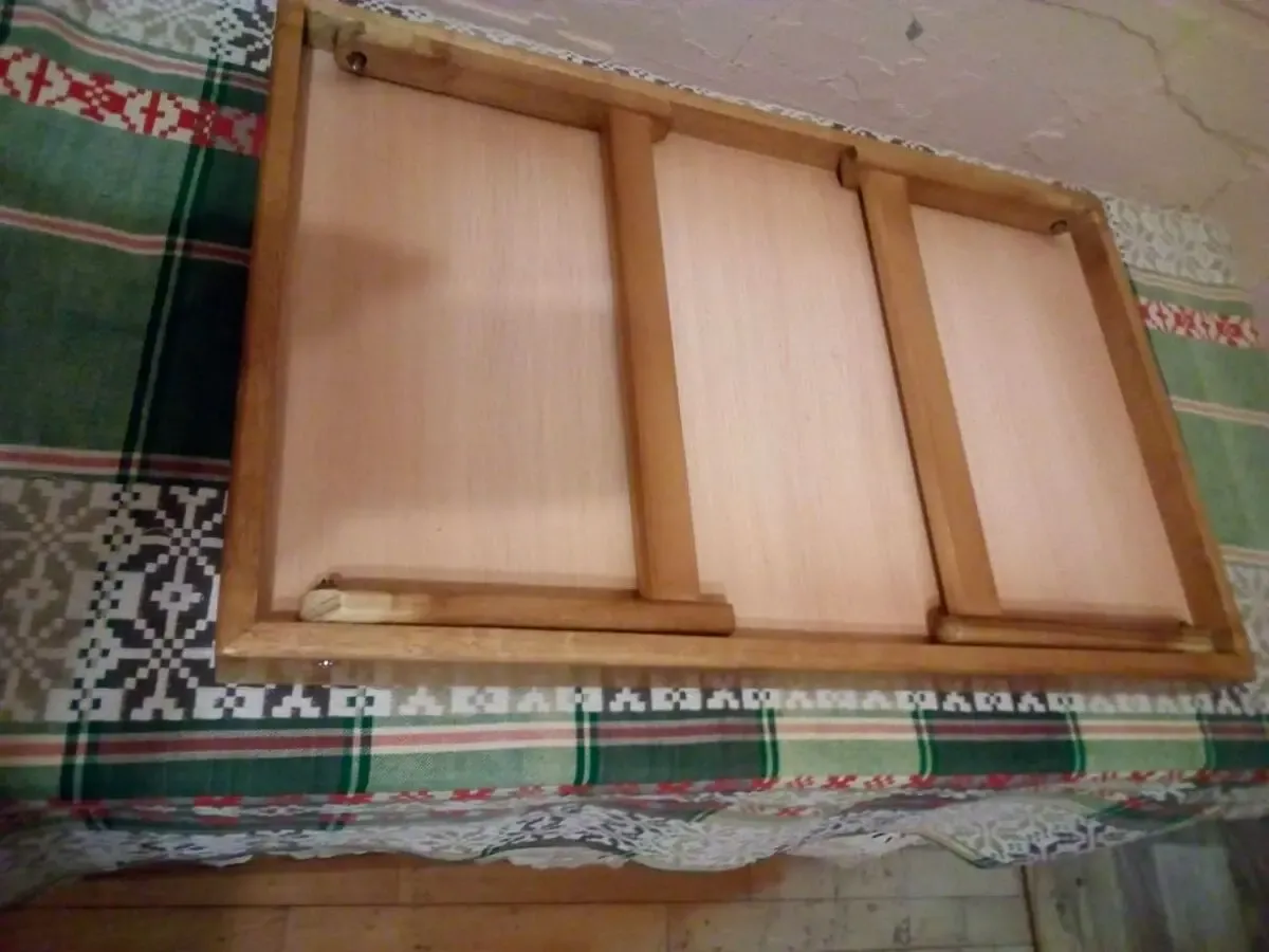 Стол-трансформер для ноутбука или приема пищи кофе, чая в постель. 3