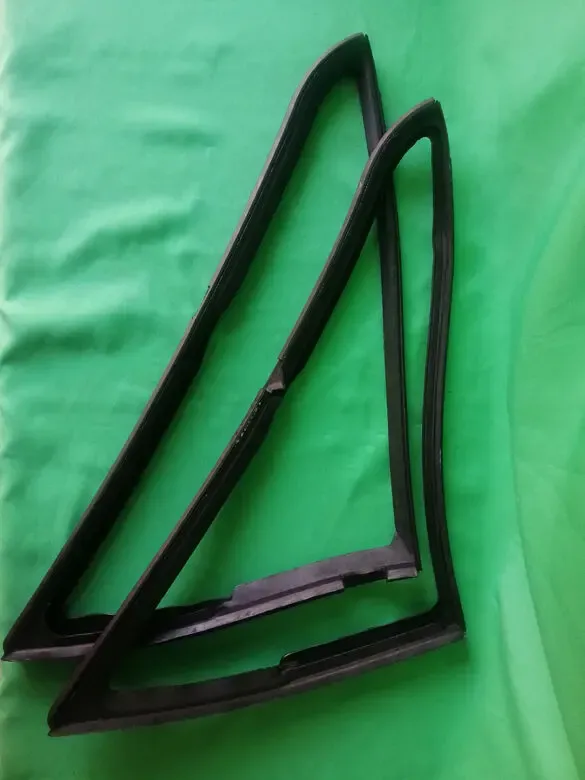 Уплотнитель форточки Ваз Жигули 2101 21011 2102 2103 2106 2