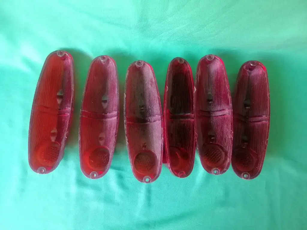 Рассеиватель заднего фонаря ЗАЗ 965 5