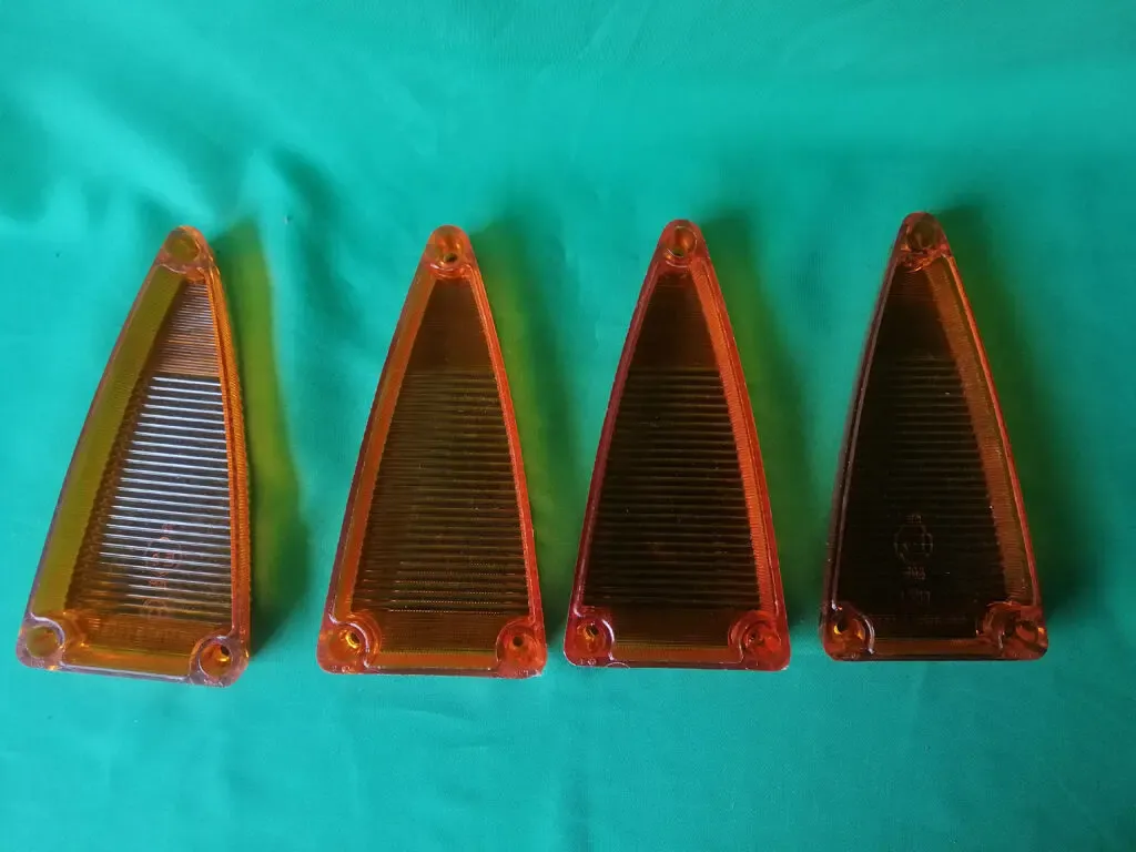 Стекла рассеиватель указателя поворота Москвич 412 3