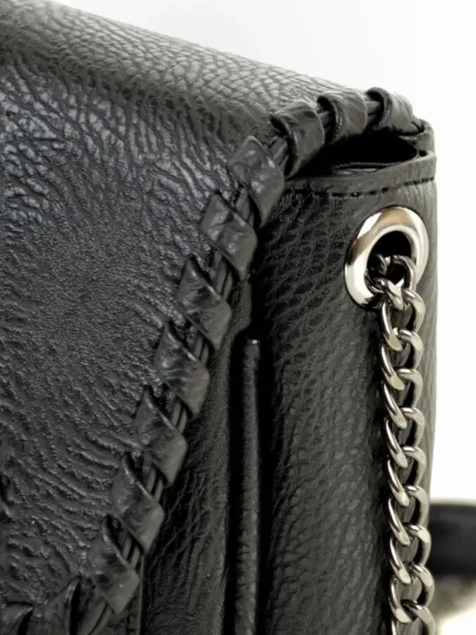 Наплечная сумочка с клапаном и вышивкой 2 цвета 3