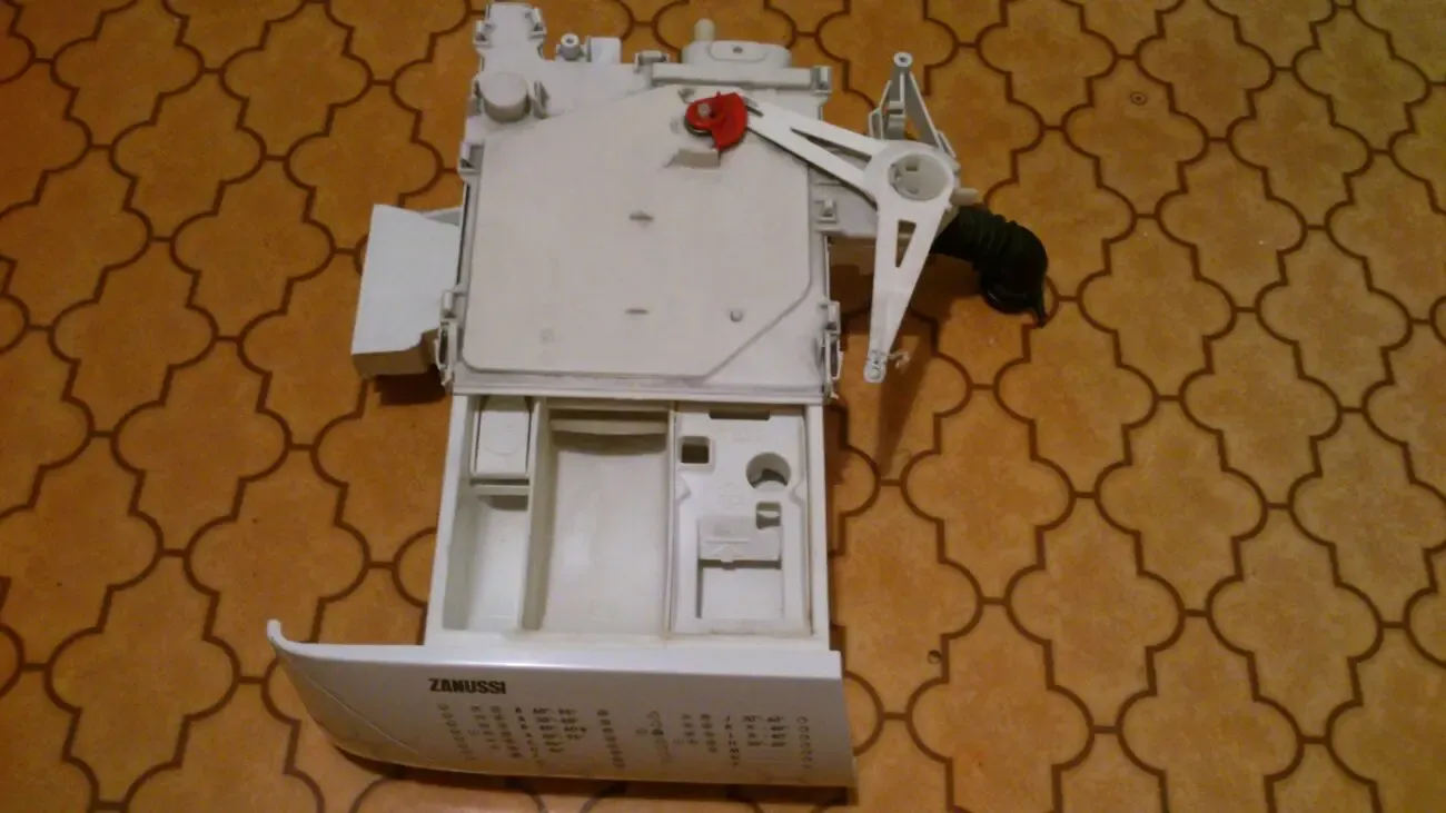 Порошкоприемник (дозатор) для стиральной машины Zanussi 4