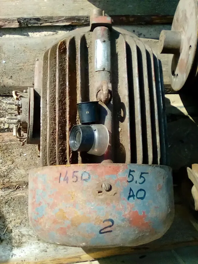 продам электродвигатели б/у СССР. 2