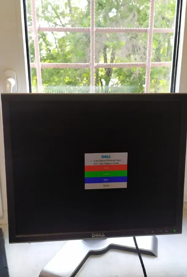 Мониторы 17 19 20 22дюймов 5