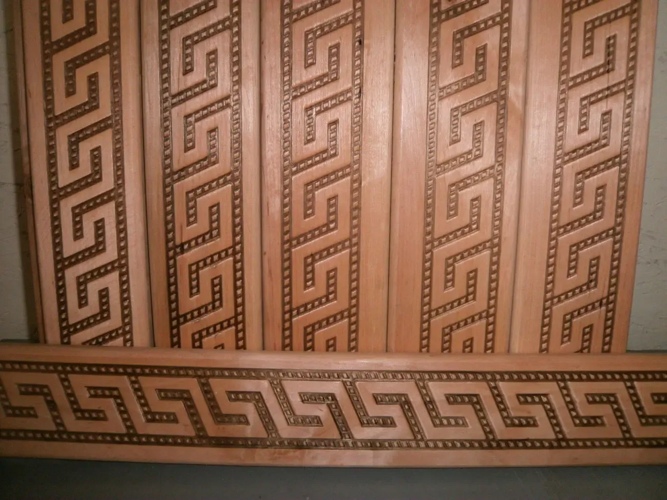 Тиснение на террасной доске- 20 грн м.п. 8