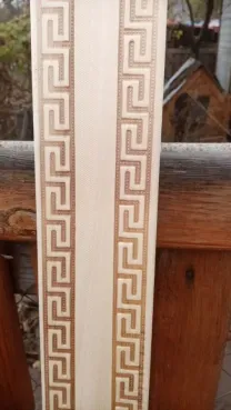 Плинтус тисненный -20 грн м.п.