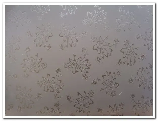 Стекло, узорчатое стекло в двери, зеркала - вырезка в центре Киева 8