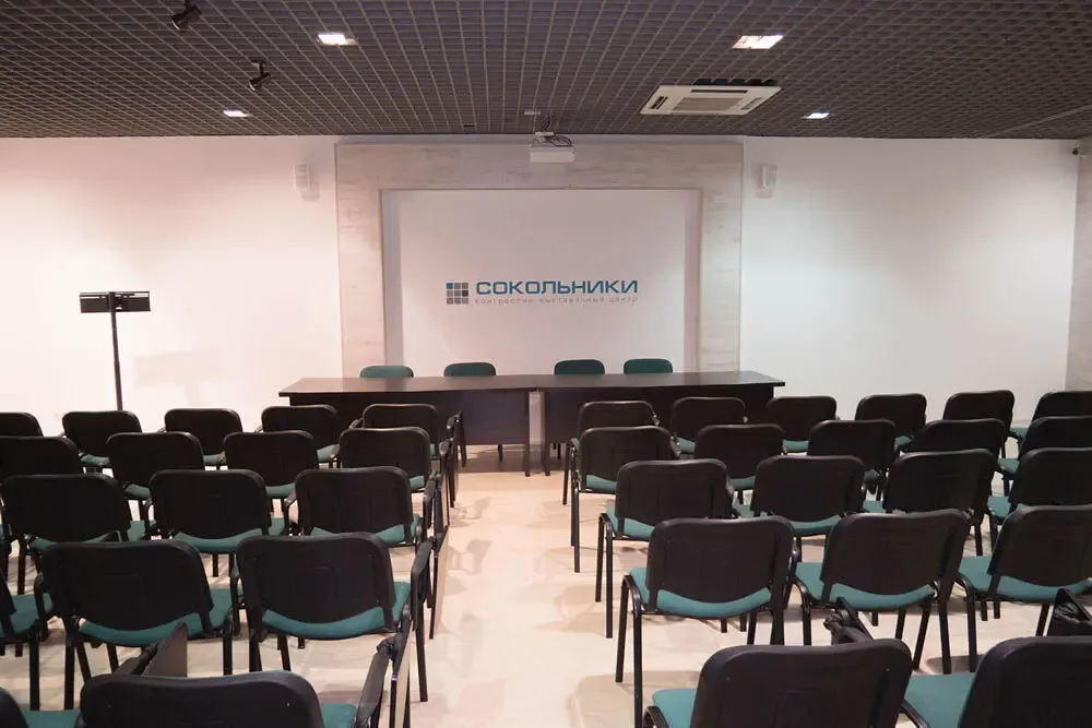 Оренда чорних м'яких стільців ізо для для конференцій 6