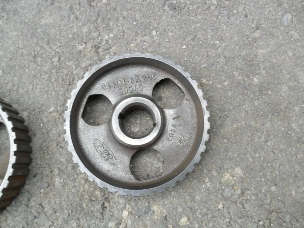 84HM6A256AA, Шестерня распредвала Форд Сиерра 1.6-2.0, OHC, оригинал 2