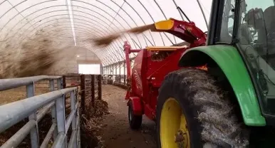 Измельчитель соломы прицепной Tomahawk 8555Е. Векликобритания.