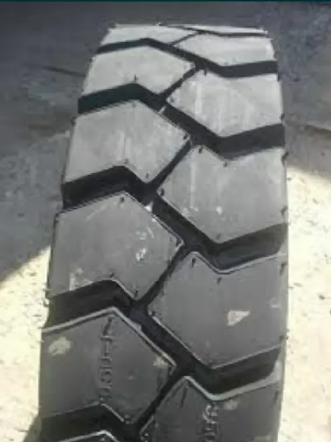 шина пневматическая  к вилочным погрузчикам 5.00×8 2