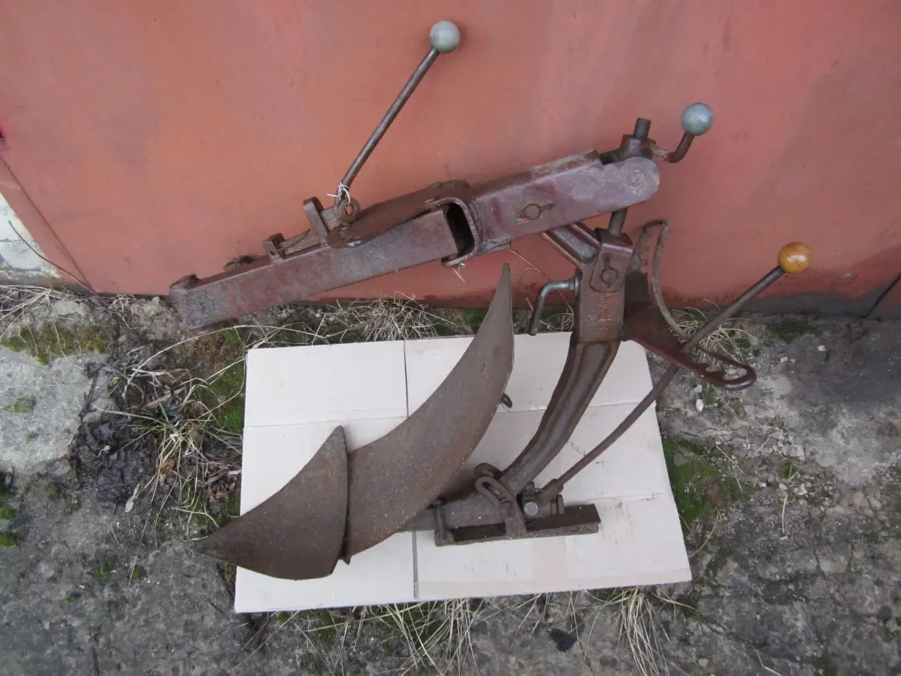 Пускач трактора Т 40 новый СССР , фаркоп УАЗ 10