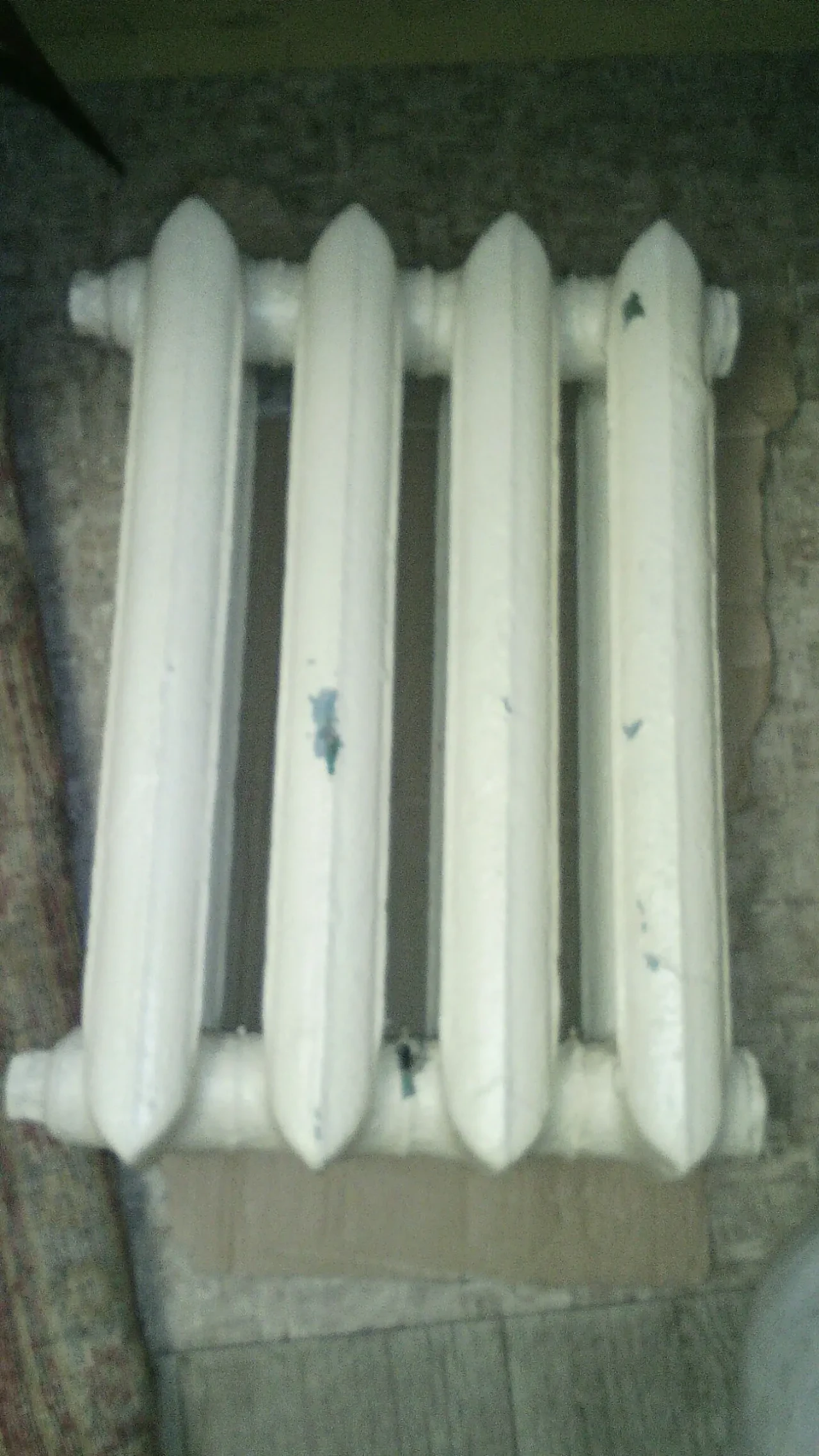 Батареи чугунные б.\ у. 2