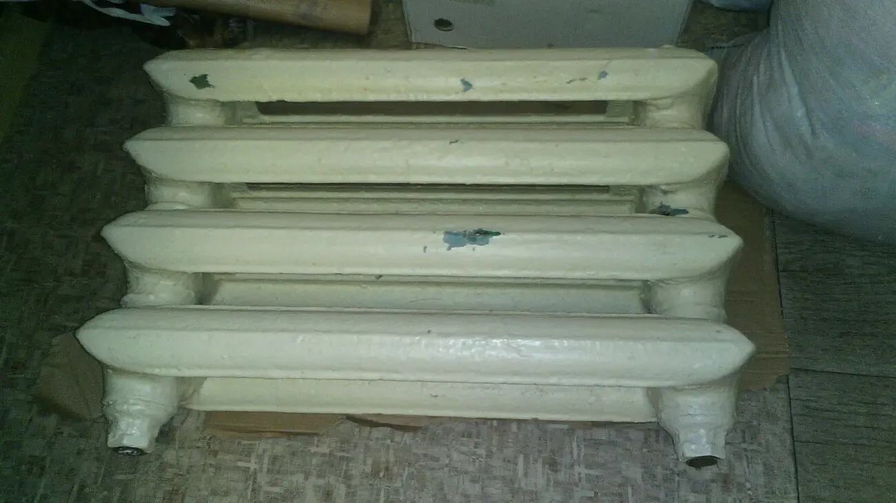 Батареи чугунные б.\ у. 3