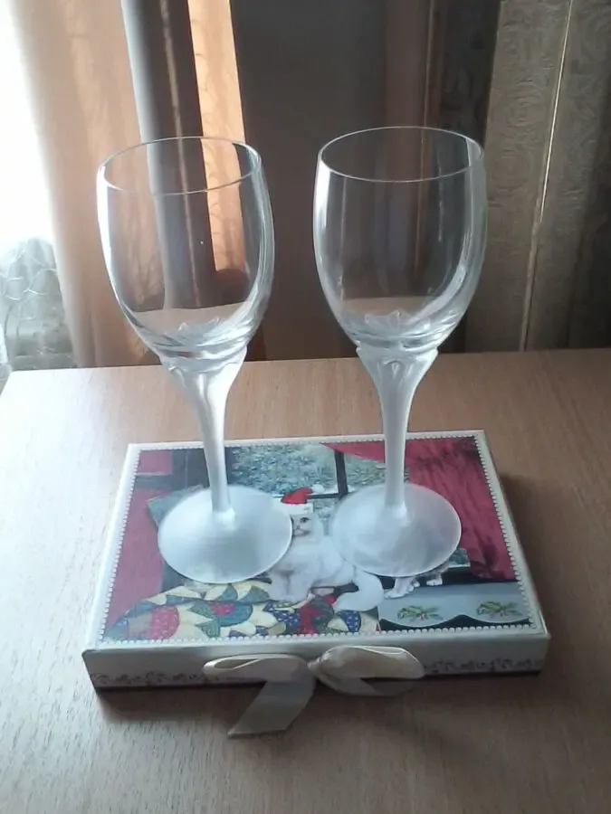 Два бокала.Чешское стекло 2