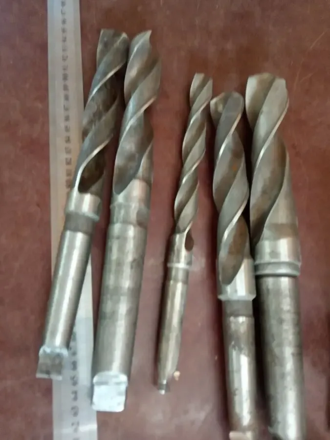 Сверло по металлу D32  R6M5 с коническим хвостовиком  2