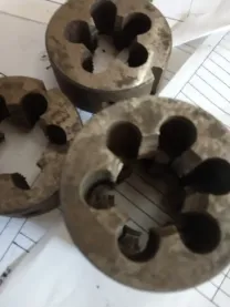 Плашка - лерка метрическая М22