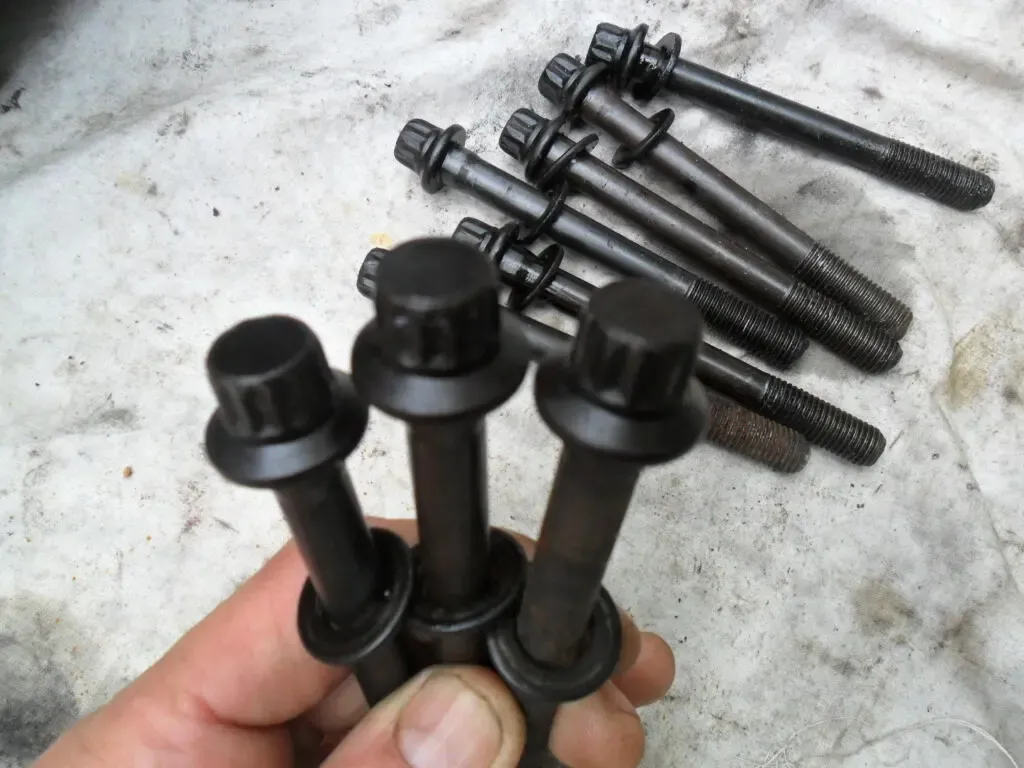 Mazda B63010135, Болты ГБЦ Мазда 323 1.3-1.6, 8V, двиг. В3, В5, В6 3